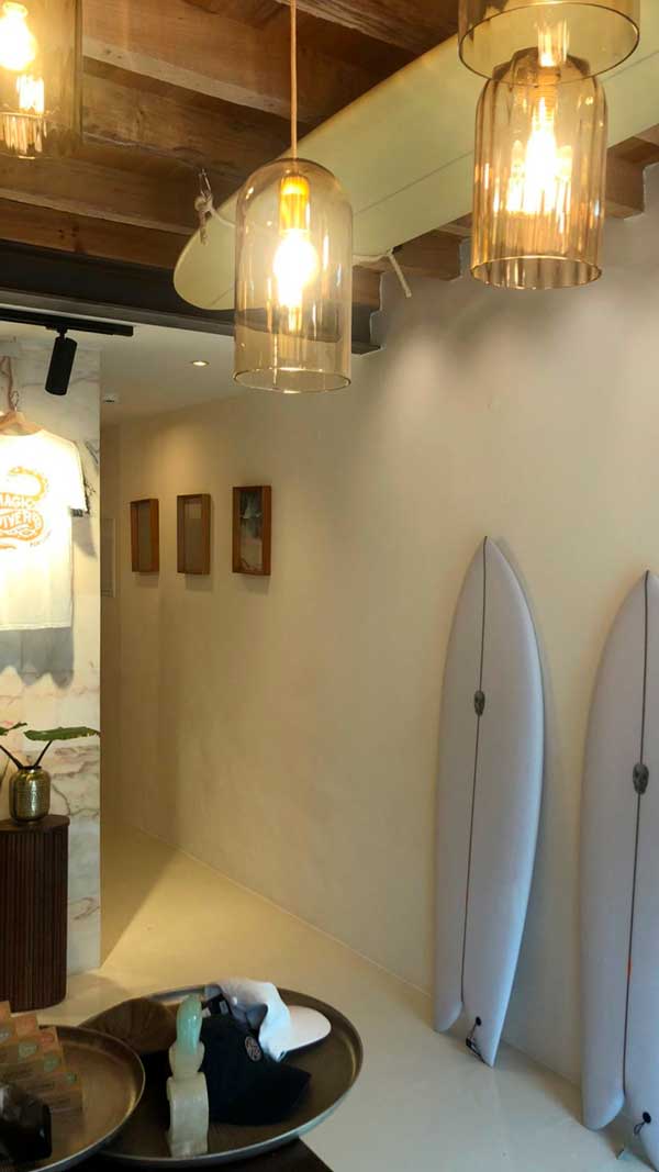 Surf shop Wavergliders